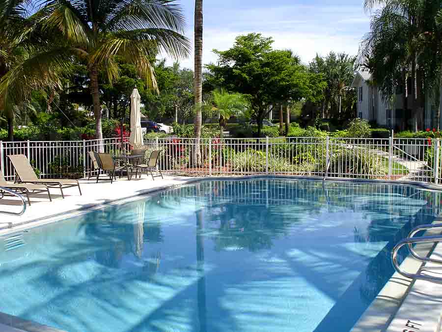 Country Club Of Naples Community Pool